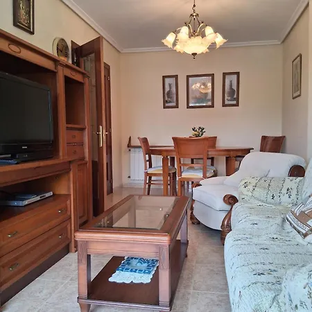 R2r - En 2 - C18a02 Apartamento *