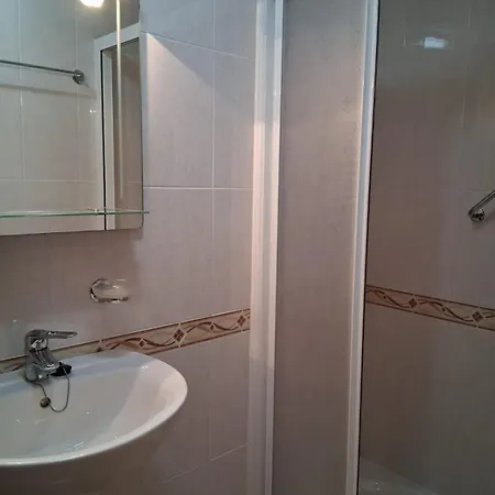 En 2 C18a02 By R2r Consulting Appartement